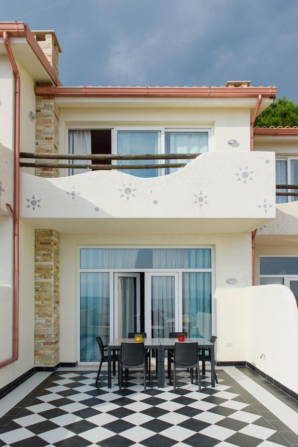 Villa Art Saranda Bay Exterior photo